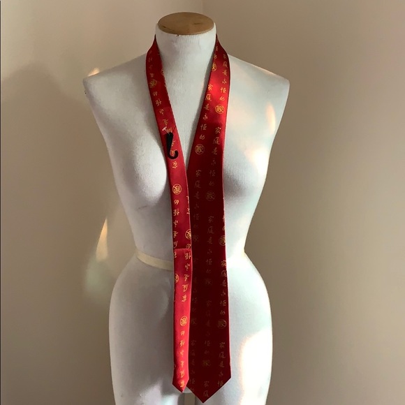 Family Ties 100% Silk Tie - Picture 8 of 11